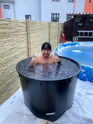 Plastová káď 1000 l bordó